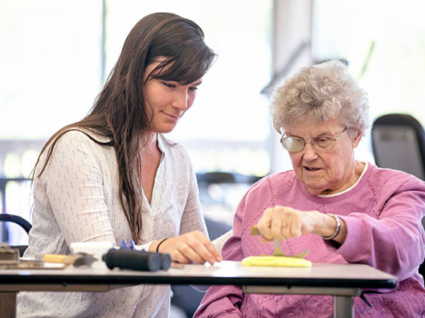 terapia-ocupacional-na-terceira-idade-contato